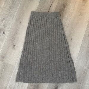 Quince cashmere midi skirt